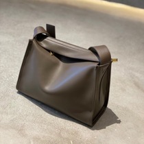 Advanced sense leather soft cowhide underarm bag shoulder bag niche design original casual bucket bag oblique cross bag tide tide