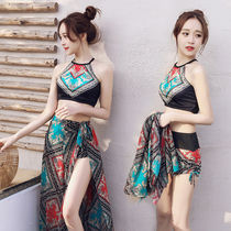 Bikini swimsuit female sexy three-piece fairy fan split body thin small chest gathered Conservative summer hot spring swimming y