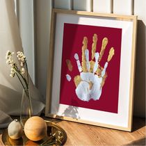Couple diy oil painting Press handprint memorial photo frame A family of three people memorial paint Palm print clay Family portrait