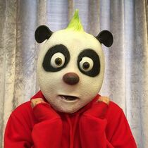 Shake-in-the-net red green headgear to blame funny green fish man fish head freak mask full face odorless Halloween props adult