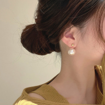 Simple pearl earrings womens light luxury niche design earrings 2023 new high-end temperament hypoallergenic earrings