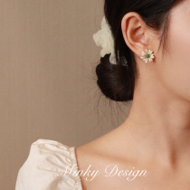 February flower small daisy earrings small yellow flower flower earring mosquito coil ear clip without ear hole female 2021 New