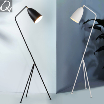 Postmodern floor lamp minimalist living room creative loft Industrial style designer Nordic ins Wind bedroom floor lamp