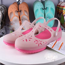 Summer hole shoes wedge sandals Crcos Isabella female Clog Mary Jane beach shoes 204939