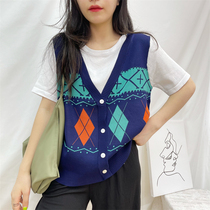 Fake two-piece short-sleeved vest cardigan womens 21 years early autumn V-neck temperament single-breasted lingge knitted ice silk top