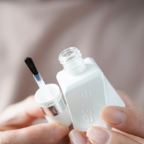 American ESSIE micro phototherapy top oil Twist bottle Nail Polish quick-drying bright oil white bottle 00 long-lasting roasting can not be peeled