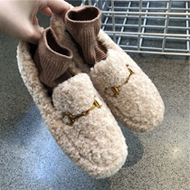 Collecting romance to warm autumn is not only beautiful value ~ wearing warm plus velvet and thickening a pedal bean shoe