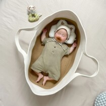 Baby baby basket safety portable cradle sleeping basket out portable car newborn can lie down and move