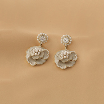 KarNia Carnia flower earrings female design temperament Camellia Pearl fashion 2021 new earrings