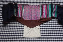 Xiangyin Pavilion looking for friends Buyi family with silk thread hand embroidery embroidery area 34 * 35cm c-678