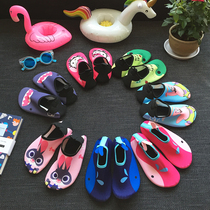 Childrens sandals baby seaside anti-cut soft sole snorkeling swimming shoes for boys and girls diving beach socks soft shoes