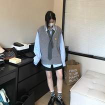 Wang Shaoshes shop grey waistcoat spring and summer new design Feeling Small Crowdknit Fashion Outlap Wear Vest Blouse