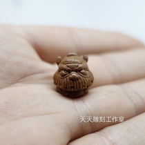 Peach stone carving Zhong Kui Fu Demon exorcise evil disaster protection safe blessing town pure hand-carved artwork to send friends