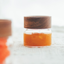 Half-house Japanese wooden cover heat-resistant glass storage jar small medicine bottle coffee bean powder storage jar jam honey packaging bottle