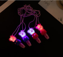 Piggy whistle kindergarten can love to create a shaking sound whistle glowing pig micro-business scan code new explosive small gifts