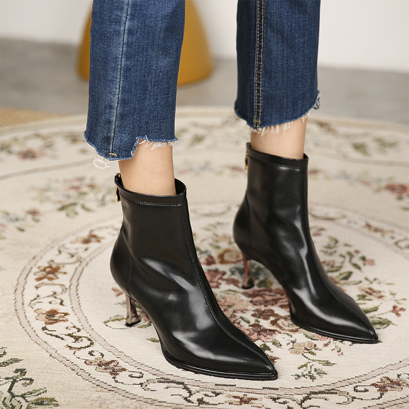 Europe and the United States pointed high-heeled short boots womens fine heel elastic boots after zip 2020 autumn and winter new niche personality womens shoes