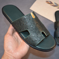 2022 New trendy slippers male word drag genuine leather Europe station male tug tide cards Summer outdoor wear cool slippers