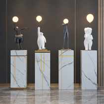 Modern light luxury marble floor-to-ceiling flower frame Entrance sculpture model room Living room TV cabinet next to the decorative base ornaments