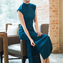 2021 new solid color cheongsam medium and long temperament Chinese style daily simulation silk full buckle ancient cheongsam Republic of China blue