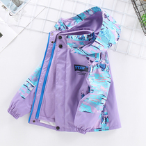 Childrens clothing girls spring and autumn coat 2021 new childrens outdoor assault clothing winter padded velvet removable three-in-one