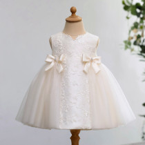 Princess one year old dress girl baby grab skirt Korean lace girl wedding flower girl baby champagne color