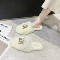 European station outside wearing fur fur slippers female 2021 Winter new net red bag head plush one word tow temperament home Cotton tow