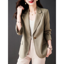 European station advanced sense green small suit jacket female spring and autumn Age Small Man design sense foreign style suit jacket