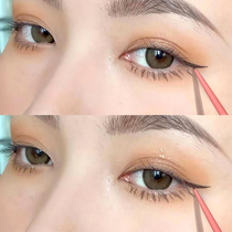 Brown eyeliner pens very fine female novice beginner waterproof sweat-proof non-dizziness long-lasting fine eyeliner color