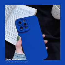 ins premium Klein Blue Apple 13promax phone case new solid color silicone iPhone13pro max womens fall protective cover 12pro lens all-bag