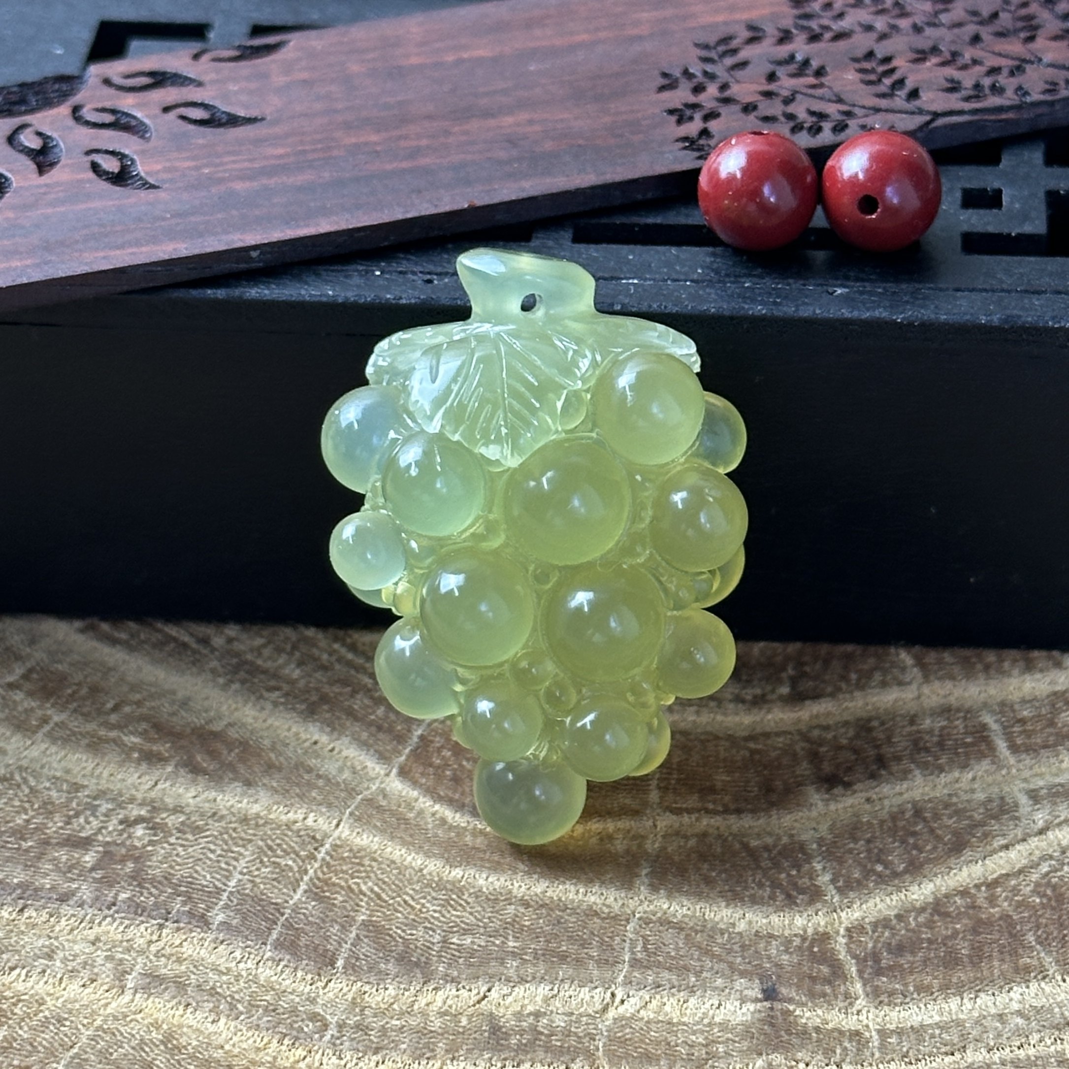 岫玉绿葡萄吊坠-岫玉绿葡萄吊坠促销价格、岫玉绿葡萄吊坠品牌- 淘宝