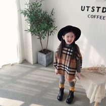 Girls cloak 2020 autumn and winter New Korean baby Korean version of small and medium-sized children foreign-style abrasive hair warm windproof shawl tide