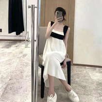 Small chic design sense niche dress female summer temperament contrast color slim thin Hepburn style 2021 new