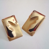 (Antique Home) 70s sculpture ear clip does not return