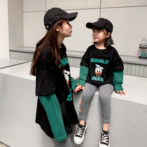  Xixi Mom 2021 early autumn cartoon printing parent-child outfit fake two-piece long-sleeved T-shirt mother-daughter outfit autumn outfit mother-child outfit tide