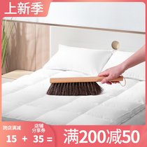 Hansmith large horse hair sweeping bed brush household brush sofa small broom soft wool bed cleaning artifact