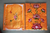 (Xiaoyuan Buddhism) The Lotus Flower was embroidered by the Lotus Flower was embroidered by the Dharani Sutra.