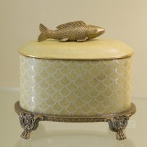  New York Lower City Park imported oriental blessing koi copper feet ceramic fish pattern decorative box storage box gift