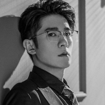Business half-frame glasses mens pure titanium ultra-light large face can be equipped with lenses glasses frame brushed glasses frame frame men