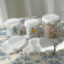 Universal universal thick caliber cute snow ins mug food grade silicone teacup lid single sale
