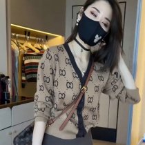 V collar knit cardiovert woman spring dress 2022 new retro vintage air loose blouse small scent wind short fur coat jacket