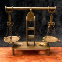 Antique antique balance scale ornaments pure copper retro household small balance scale do old-fashioned antique copper collection