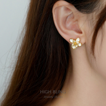 No ear hole mosquito coil ear clip three-dimensional exquisite small flowers Japan and South Korea simple temperament with earrings earring clip