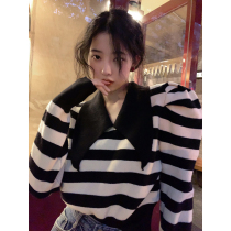 Ghost Home Korea East Gate New Winter Classic Black and White Striped Bubble Sleeve Lapel Knitted Sweater