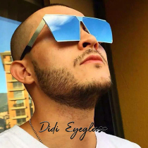  2019ins super fire European and American large frame sunglasses trendy men and women big face square frame square anti-ultraviolet sunglasses