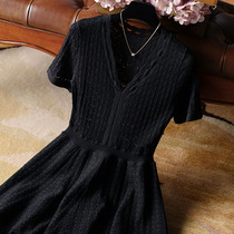 2021 new summer womens thin waist waist thin Hepburn style small black skirt tea break French vintage dress