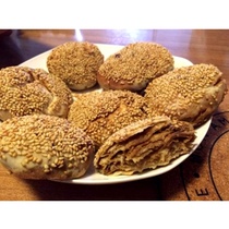 ㊙Beijing gourmet Niujie halal pretzel Sesame sesame biscuit sugar fire combination with a total