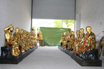  Temple resin Buddha statue FRP gilt painted 1 meter eighteen Arhats Sitting Arhats Temple Eighteen Arhats