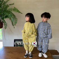 South Korean childrens clothing 2021 autumn and winter new men and women sports broken flowers suit Korean version baby loose and casual two sets