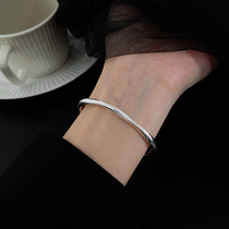 999-foot silver bracelet female solid Mobius ring ins niche design bracelet light Luxury Luxury High sense sterling silver bracelet