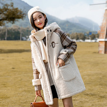 Junior high school girls plush jacket women autumn and winter clothes Girls College wind loose high school students lamb wool plus velvet thickened